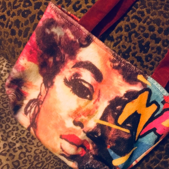 TOPSY TURVY Reversible Velvet Handbag - Picture 2 of 7